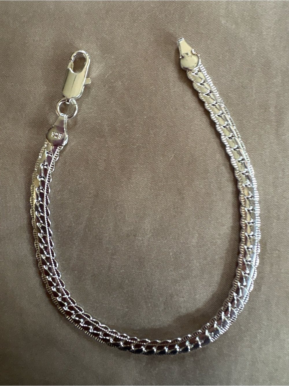 Solid Sterling Silver Cuban link Bracelet 7.5 inch - Picture 2 of 4